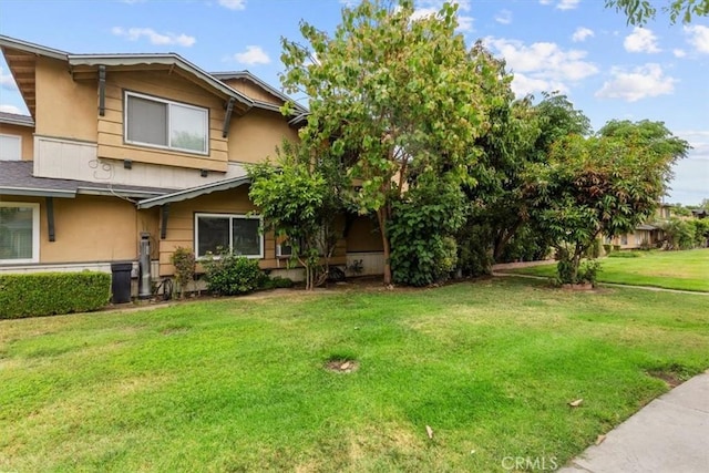 12912 Lariat Ln, Norwalk, CA 90650 - view of grassy yard