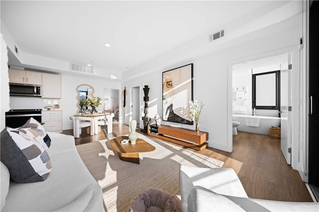 218 N El Molino Ave Unit 502, Pasadena, CA 91101 - photo 8