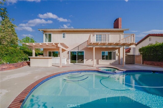 27591 Cenajo, Mission Viejo, CA 92691 - view of pool featuring a pergola, a patio, and a pool with connected hot tub