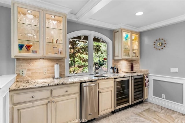 27833 Hamiltair Dr, Lake Arrowhead, CA 92352 - indoor wet bar featuring wine cooler, crown molding, decorative backsplash, and recessed lighting