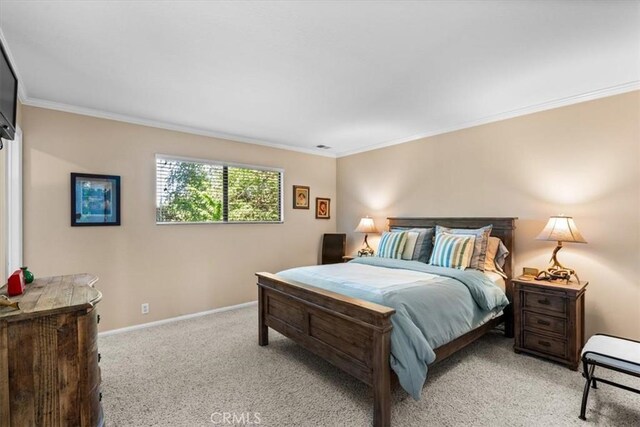 27833 Hamiltair Dr, Lake Arrowhead, CA 92352 - bedroom featuring light carpet, crown molding, and baseboards