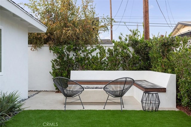 1792 Kenwood Pl, Costa Mesa, CA 92627 - view of patio / terrace