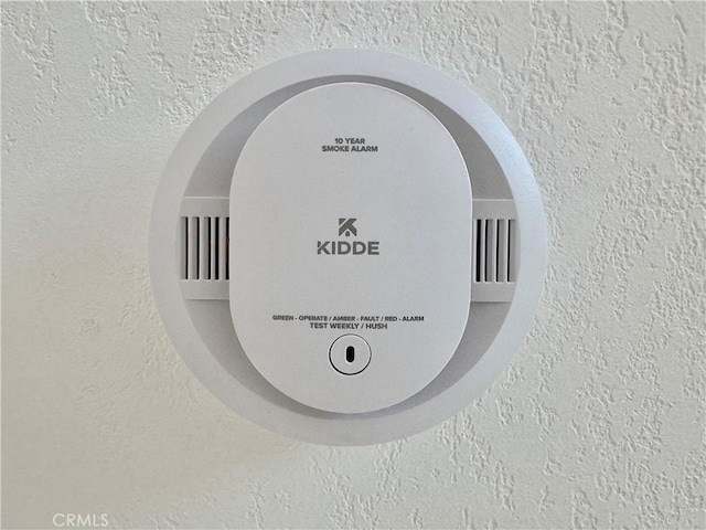 610 N Northwood Ave, Compton, CA 90220 - detailed view of a smoke detector