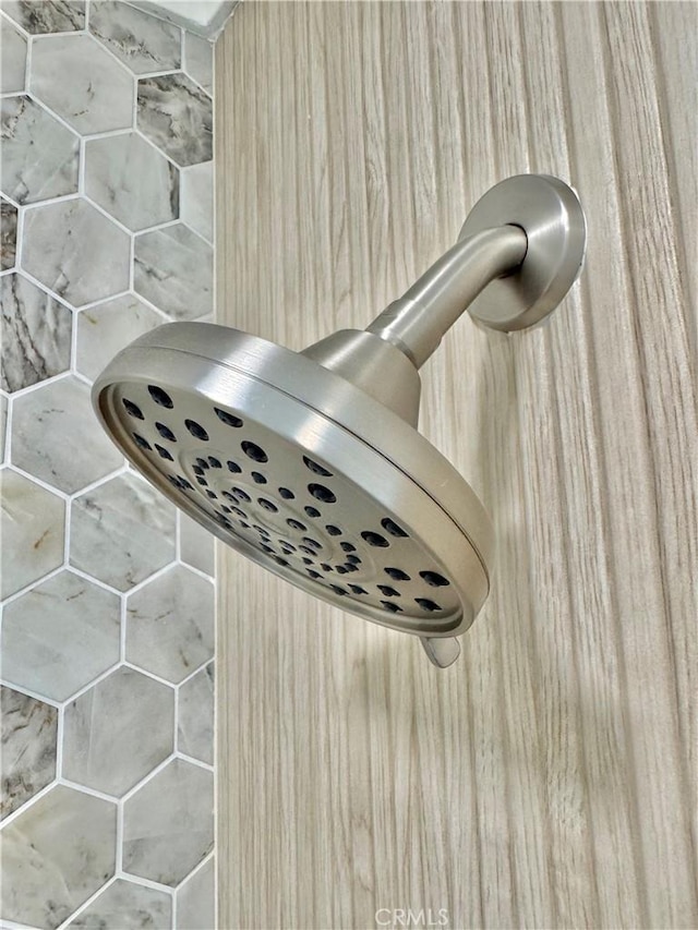 610 N Northwood Ave, Compton, CA 90220 - detailed view of tiled shower