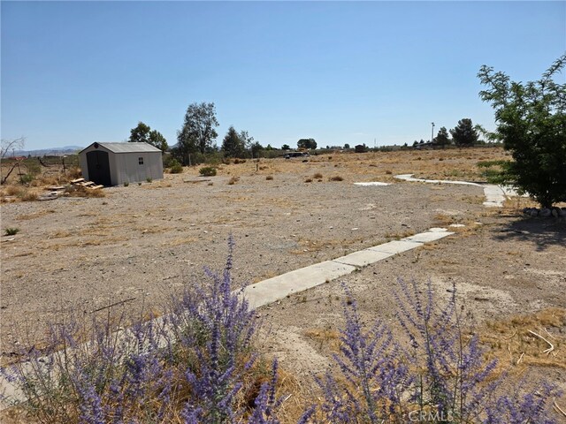 9933 Midway Ave, Lucerne Valley, CA 92356 - photo 24
