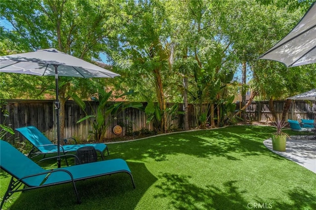 38919 Hickory Hill Ct, Murrieta, CA 92563 - fenced backyard featuring a patio