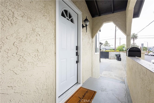 3720 S St Andrews Pl, Los Angeles, CA 90018 - property entrance featuring stucco siding