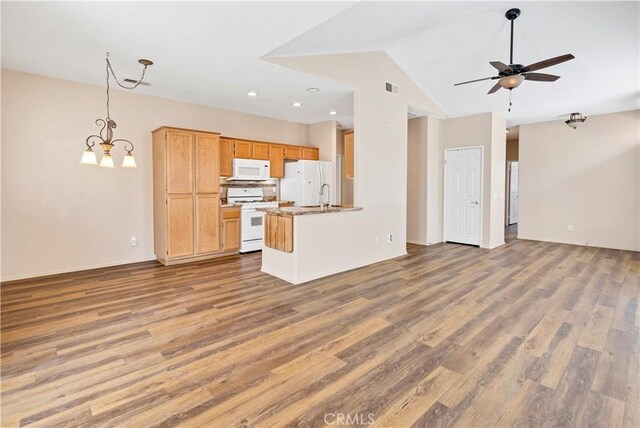 730 Zaphiro Ct, San Jacinto, CA 92583 - unfurnished living room with wood finished floors, ceiling fan, recessed lighting, a sink, and vaulted ceiling