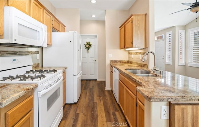 730 Zaphiro Ct, San Jacinto, CA 92583 - kitchen with white appliances, a sink, a ceiling fan, dark wood-style flooring, and recessed lighting