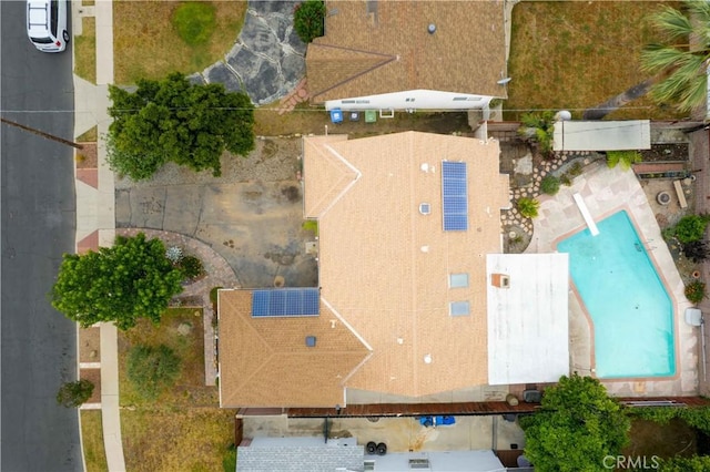 10425 Hillview Ave, Chatsworth, CA 91311 - bird's eye view of a pool area