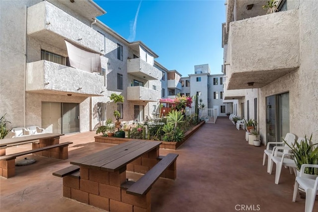 1422 Rock Glen Ave Unit 210, Glendale, CA 91205 - view of community featuring a residential view and a patio