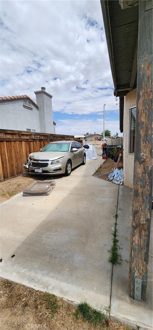 15009 Hopland St, Victorville, CA 92394 - view of parking