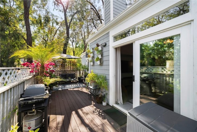 511 San Nicholas Ct, Laguna Beach, CA 92651 - wooden deck featuring grilling area