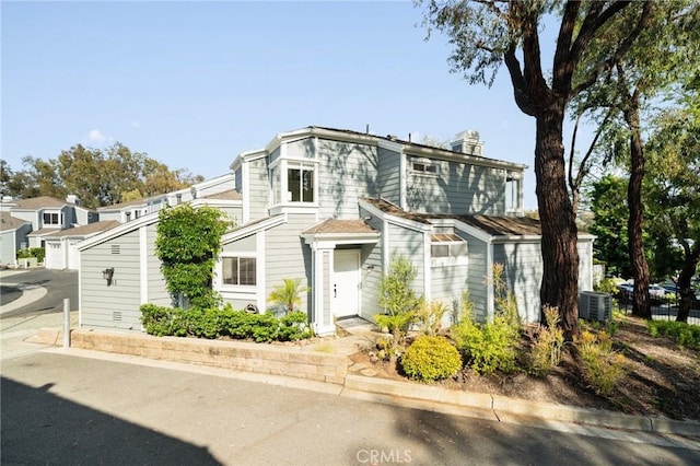 511 San Nicholas Ct, Laguna Beach, CA 92651 - view of front facade