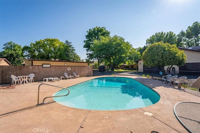 22022 Grove Cir, Red Bluff, CA 96080 - community pool featuring a patio