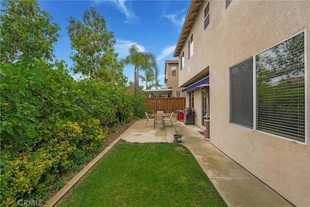 13 Arborside Way, Mission Viejo, CA 92692 - view of yard featuring a patio area