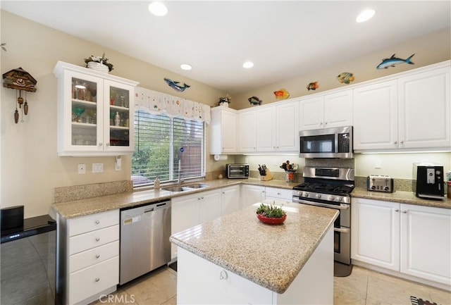 13 Arborside Way, Mission Viejo, CA 92692 - kitchen with appliances with stainless steel finishes, a sink, white cabinets, and recessed lighting
