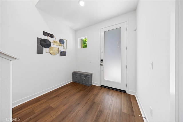 150 Abacus, Irvine, CA 92618 - foyer entrance featuring dark wood finished floors and baseboards