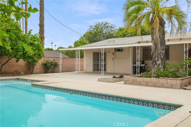 10120 Andasol Ave, Northridge, CA 91325 - view of pool featuring a patio
