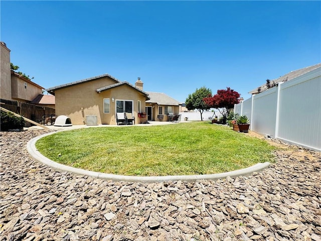 8925 Fallbrook Ct, Hesperia, CA 92344 - view of yard