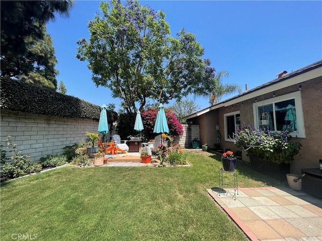 18839 Watson Ave, Cerritos, CA 90703 - view of yard with a patio
