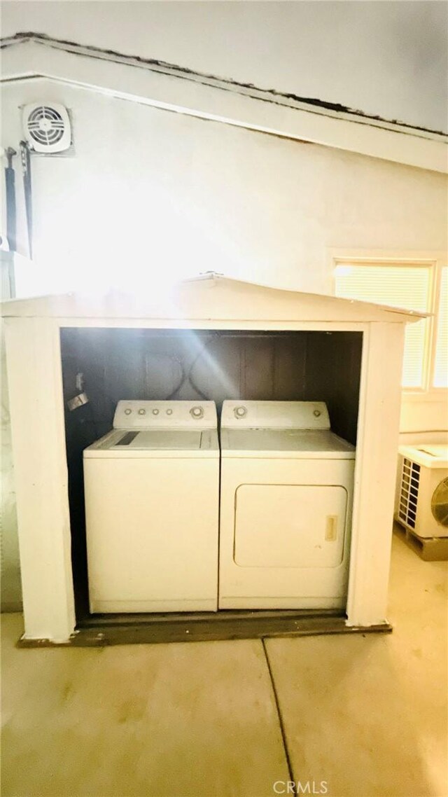 14940 Beckner St, La Puente, CA 91744 - laundry area featuring washing machine and dryer
