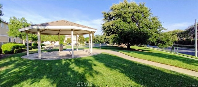 9406 Glenaire Ct, Rancho Cucamonga, CA 91730 - surrounding community featuring a gazebo, a lawn, and a patio area