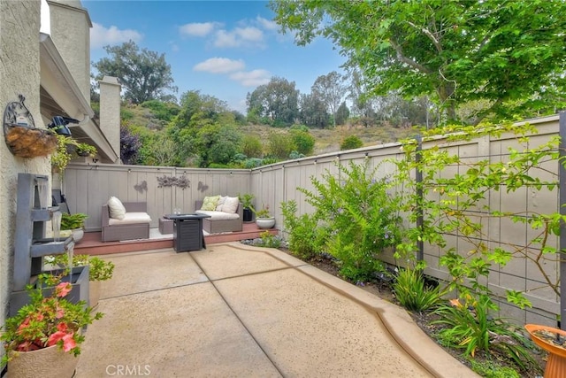 543 Rockport Ct, Encinitas, CA 92024 - fenced backyard with a patio area