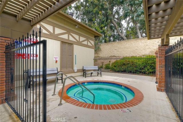 543 Rockport Ct, Encinitas, CA 92024 - view of swimming pool featuring a community hot tub and a patio