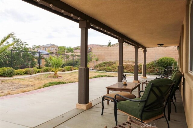 38564 Pallas Ct, Palmdale, CA 93551 - fenced backyard featuring a patio