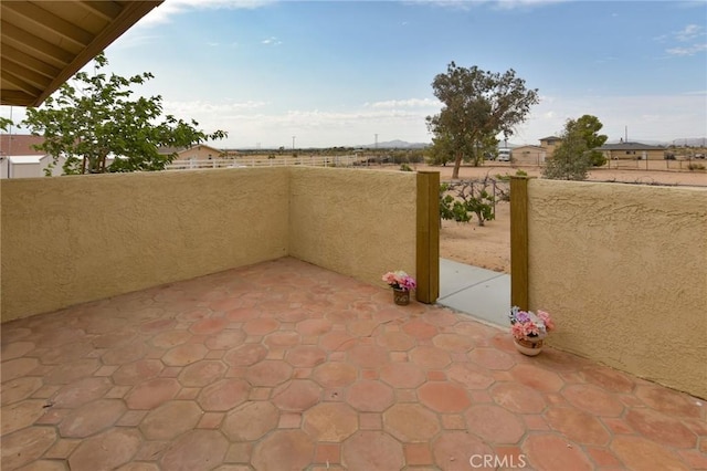 22478 Poppy Rd, Apple Valley, CA 92308 - view of patio / terrace