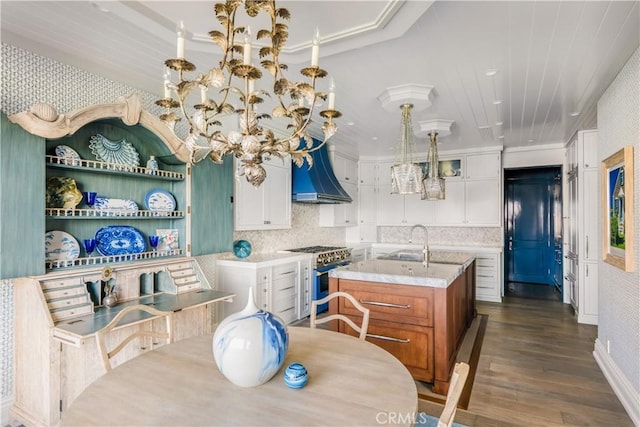 505 W Edgewater Ave, Newport Beach, CA 92661 - dining room with a chandelier and dark wood-style flooring