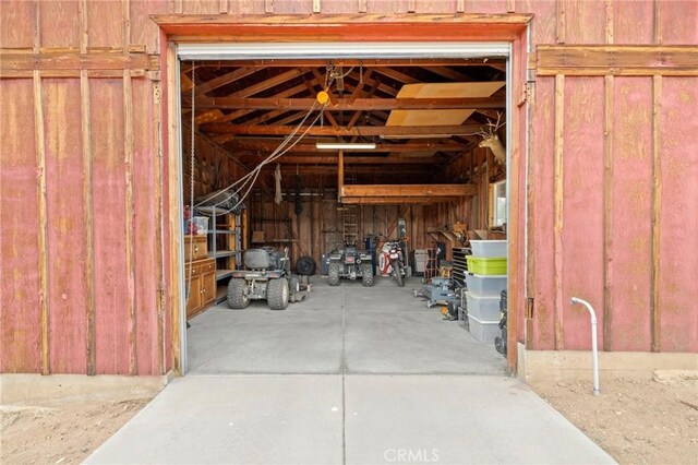 35122 Red Rover Mine Rd, Acton, CA 93510 - view of garage