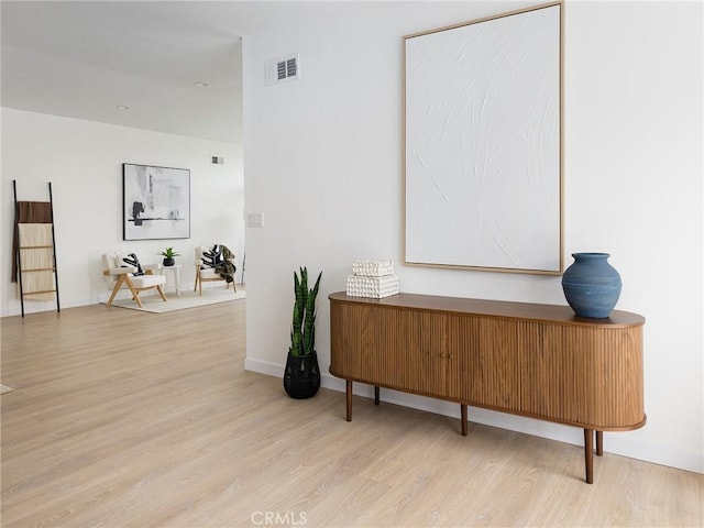 4918 Delacroix Rd, Rancho Palos Verdes, CA 90275 - hallway with light wood-type flooring and baseboards
