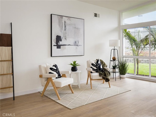 4918 Delacroix Rd, Rancho Palos Verdes, CA 90275 - sitting room with light wood-style flooring and healthy amount of natural light