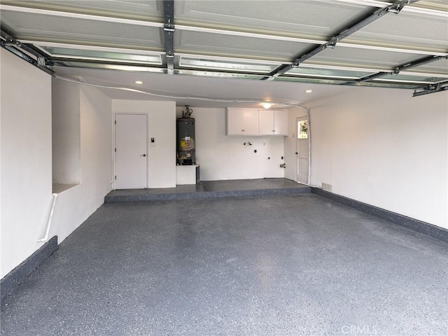 4918 Delacroix Rd, Rancho Palos Verdes, CA 90275 - garage featuring gas water heater and recessed lighting