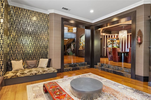 451 W Le Roy Ave, Arcadia, CA 91007 - lobby with ornamental molding