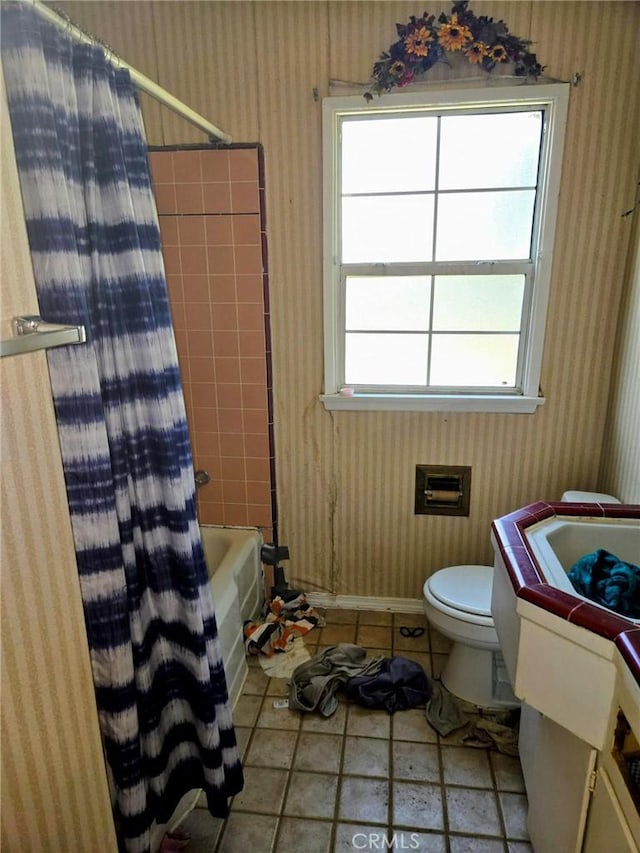 500 E Longden Ave, Arcadia, CA 91006 - full bathroom featuring wallpapered walls, tile patterned flooring, vanity, toilet, and shower / tub combo with curtain