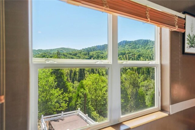 29450 Piney Ln, Cedar Glen, CA 92321 - photo 9