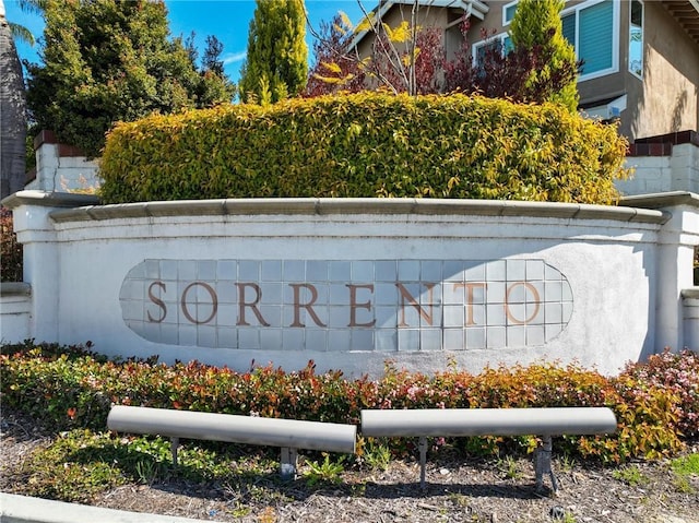 9534 Tivoli Cir, Cypress, CA 90630 - view of community sign
