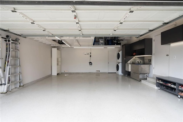 27642 Avenida Del Mesa, Rancho Palos Verdes, CA 90275 - garage with stacked washer / dryer