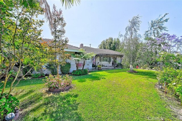 11471 Gill Dr, Garden Grove, CA 92841 - view of green lawn