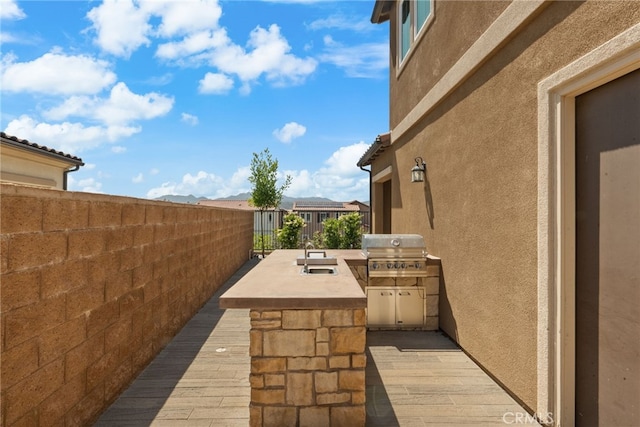 20748 Beech Cir, Porter Ranch, CA 91311 - view of patio / terrace with a sink