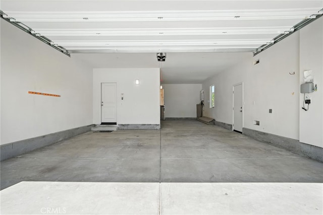 35414 Laurel Tree Ct, Winchester, CA 92596 - garage with a garage door opener
