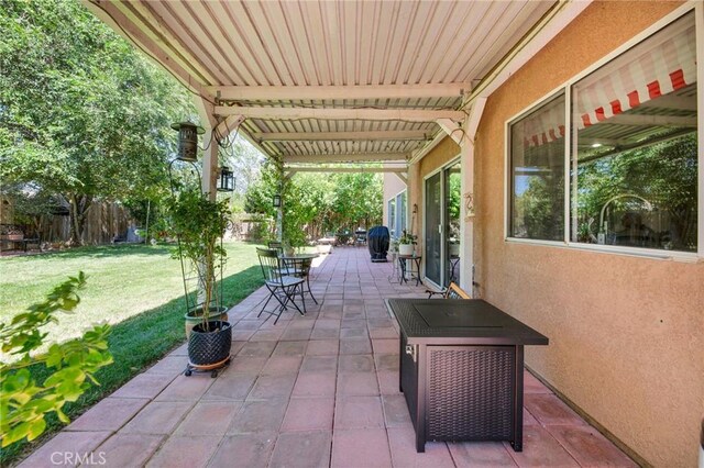 2825 W Newgrove St, Lancaster, CA 93536 - view of patio