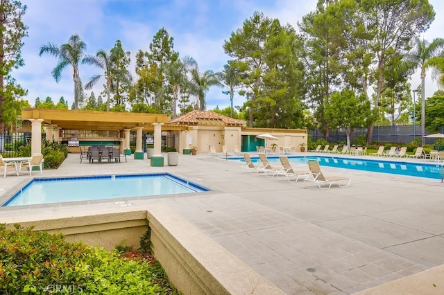 253 Gallery Way, Tustin, CA 92782 - community pool featuring a patio area