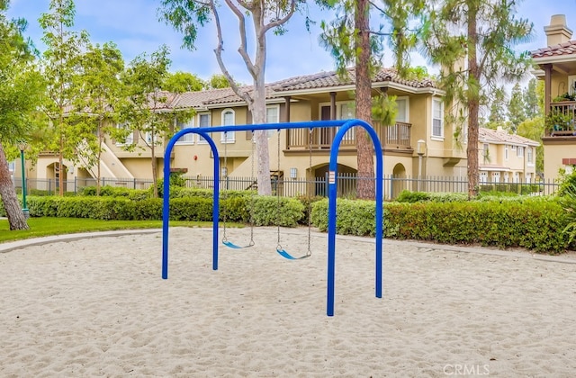 253 Gallery Way, Tustin, CA 92782 - view of communal playground