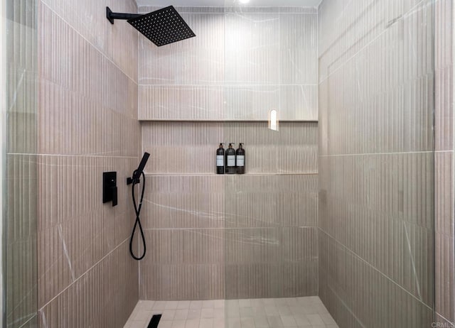 4252 Don Jose Dr, Los Angeles, CA 90008 - full bathroom featuring a tile shower