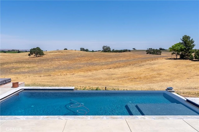 26 Deer View Ln, Templeton, CA 93465 - outdoor pool featuring a view of countryside