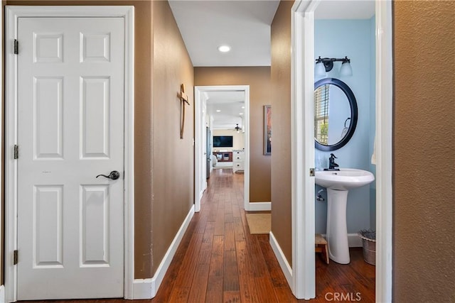 26 Deer View Ln, Templeton, CA 93465 - corridor with wood-type flooring, baseboards, and recessed lighting
